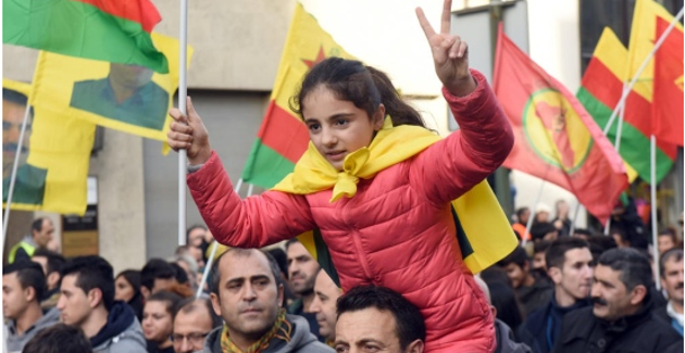 [DallaRete] È questo lo scambio?! La Turchia deve fermare il flusso di profughi – l’UE deve tacere sui massacri in Kurdistan