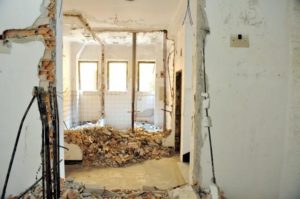 Le condizioni pietose del Lirico nel Maggio 2014 presentatesi agli occhi degli studenti