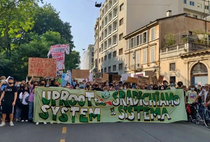 Torna nelle strade Fridays For Future – Più di 5.000 in piazza a Milano