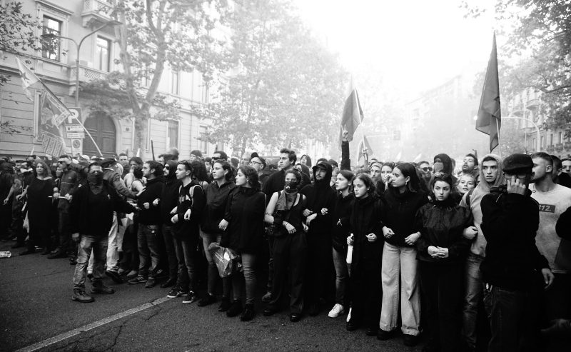 Curdi svenduti dall’Occidente e solidali condannati a Milano