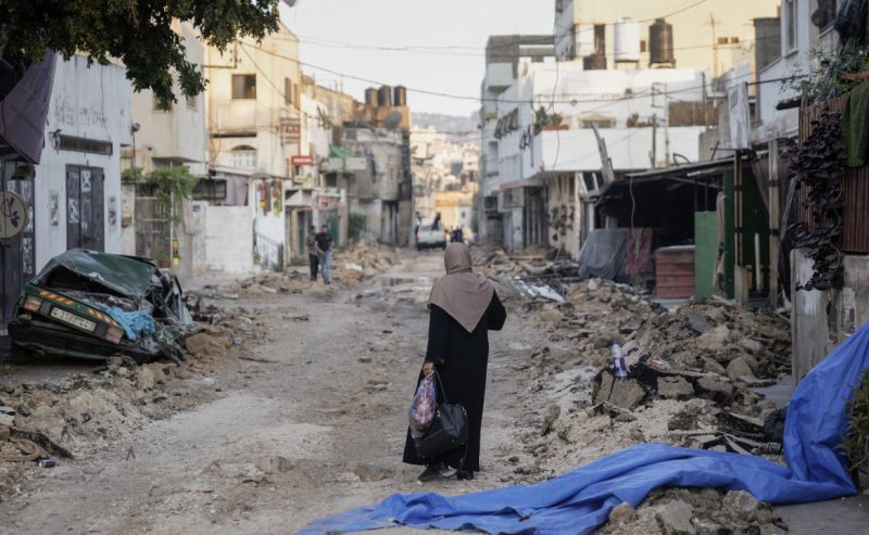 Jenin, il ritorno dei palestinesi nel campo distrutto