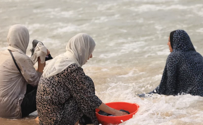 Raccolta assorbenti a Milano per le donne e le ragazze di Gaza