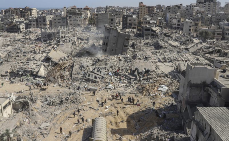 Sopravvivere al genocidio a Gaza City