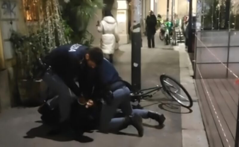 Milano, un “normale” fermo di Polizia