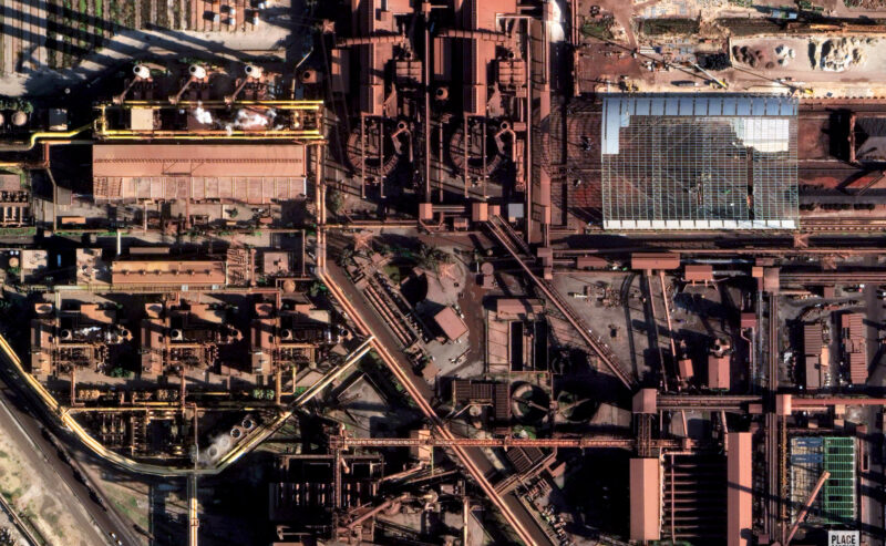 ILVA, il ricatto eterno: lavorare o morire