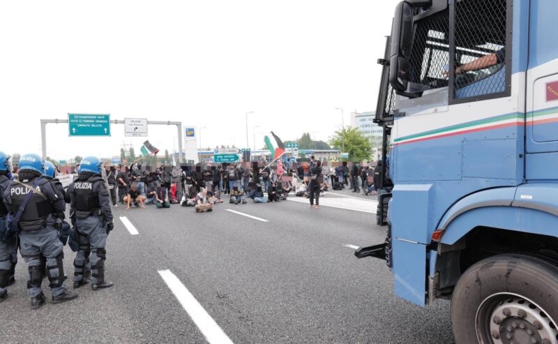Decreto Sicurezza: il nuovo reato di blocco stradale usato a Milano contro manifestanti per la Palestina